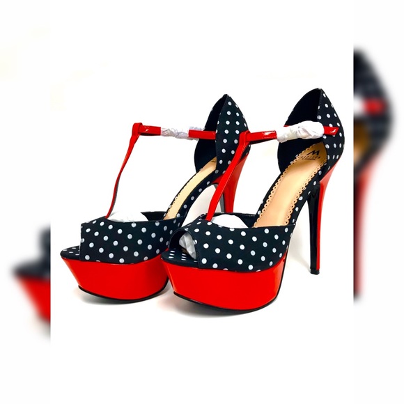 red polka dot pumps